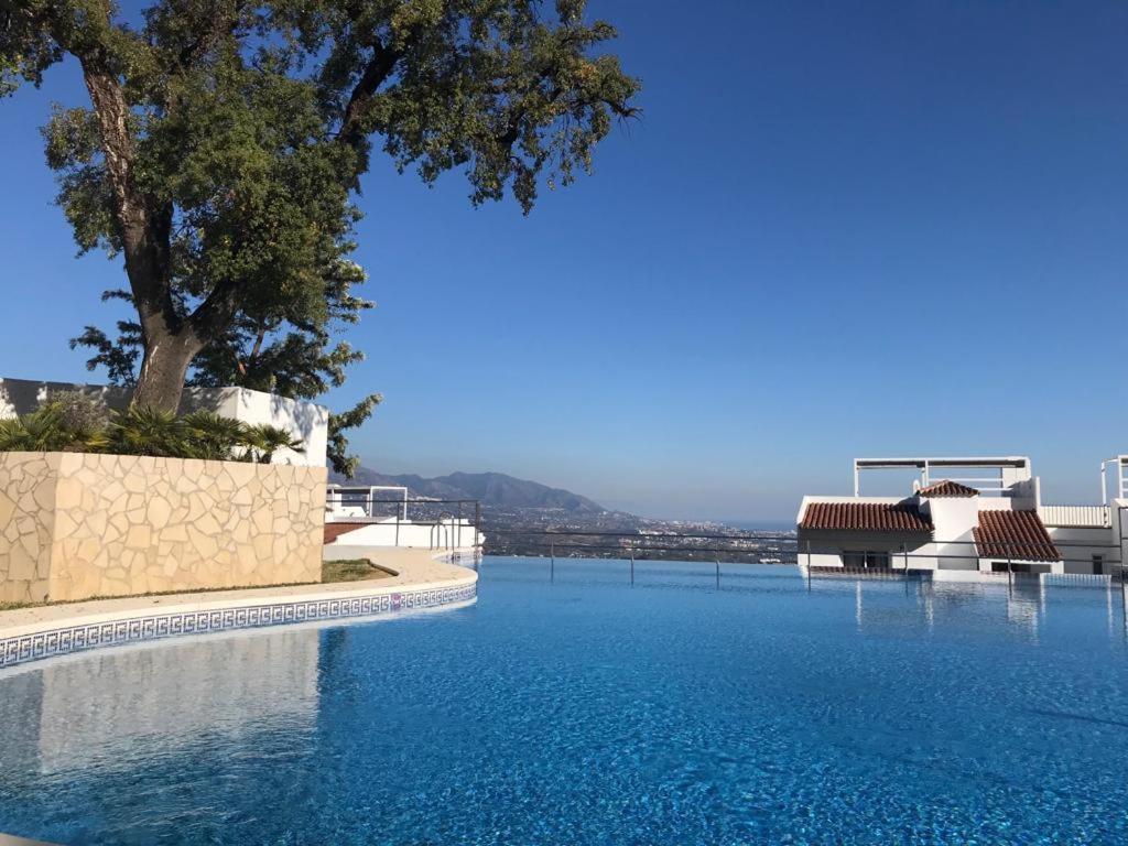Penthouse Mit Privatem Jacuzzi In Marbella - La Mairena Apartment Ojén Екстериор снимка